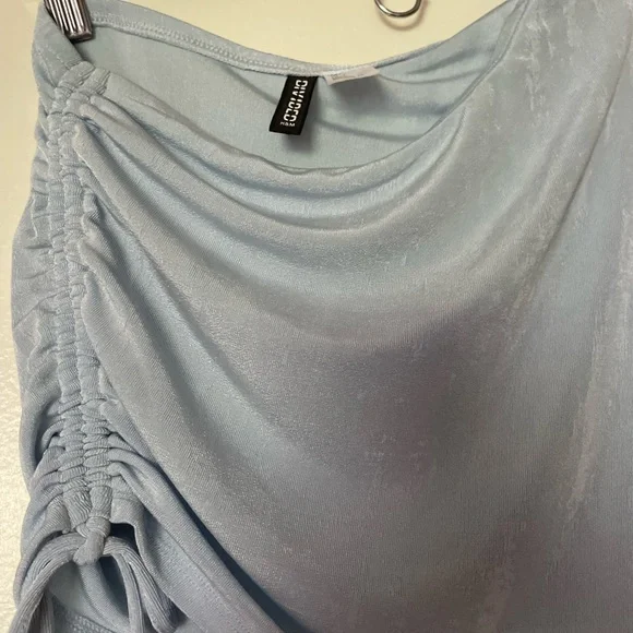 H&M Divided Asymmetric Ruched Baby Blue Top - Picture 5 of 5